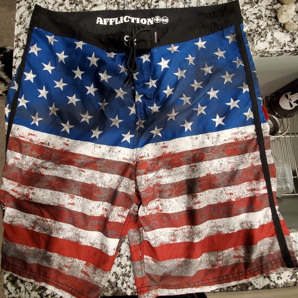 Men's Affliction Swim Shorts (40 waist)